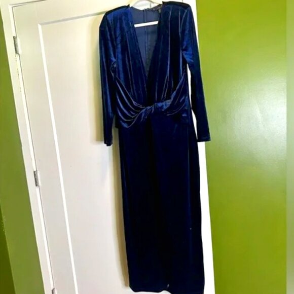 Eloquii deep Blue Velvet Dress, 20 - Picture 2 of 4